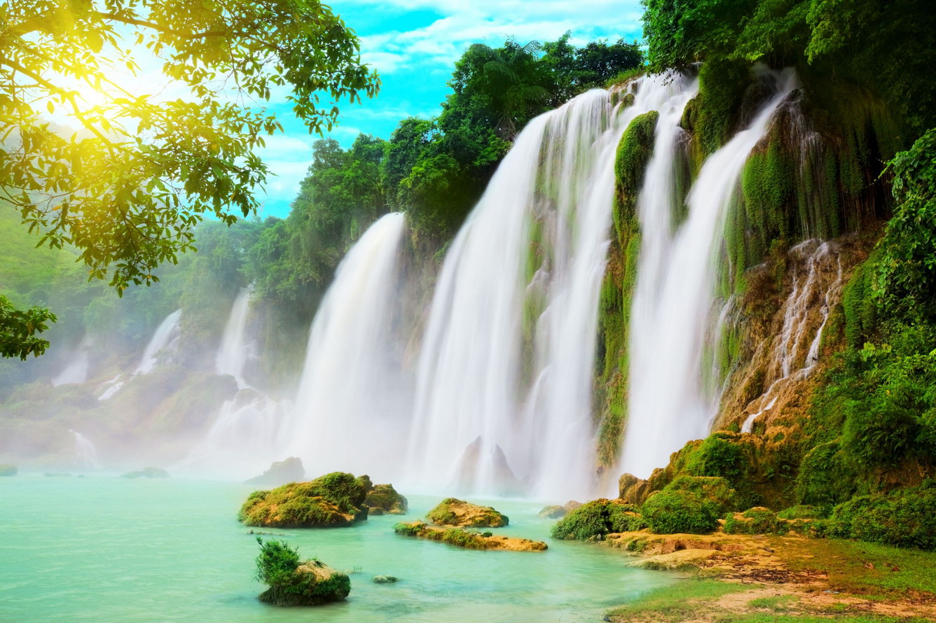 Hoang sơ thác Bản Giốc, hồ Ba Bể