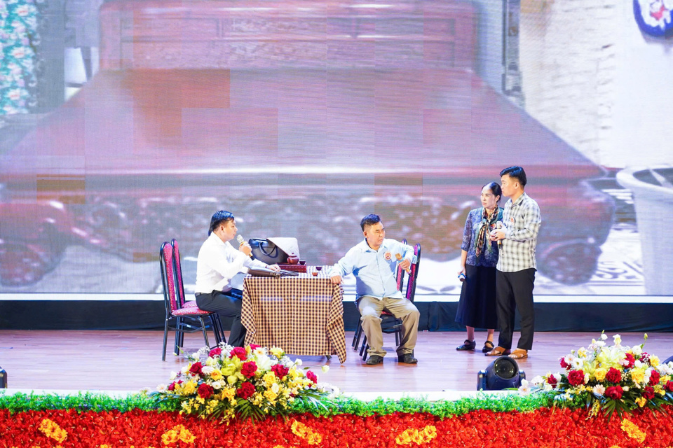 Ban Dân vận Thành uỷ đang tổ chức Hội thi “Dân vận khéo” năm 2024 để chào mừng kỷ niệm 70 năm Ngày Giải phóng Thủ đô.