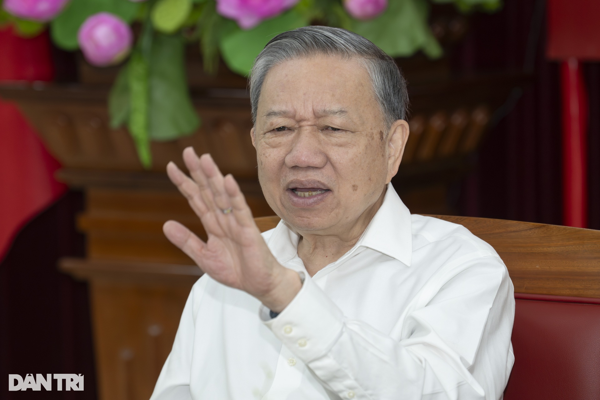 Tổng Bí thư, Chủ tịch nước Tô Lâm thăm và làm việc với Bộ Ngoại giao - 8 Tổng Bí thư, Chủ tịch nước Tô Lâm thăm và làm việc với Bộ Ngoại giao - 8