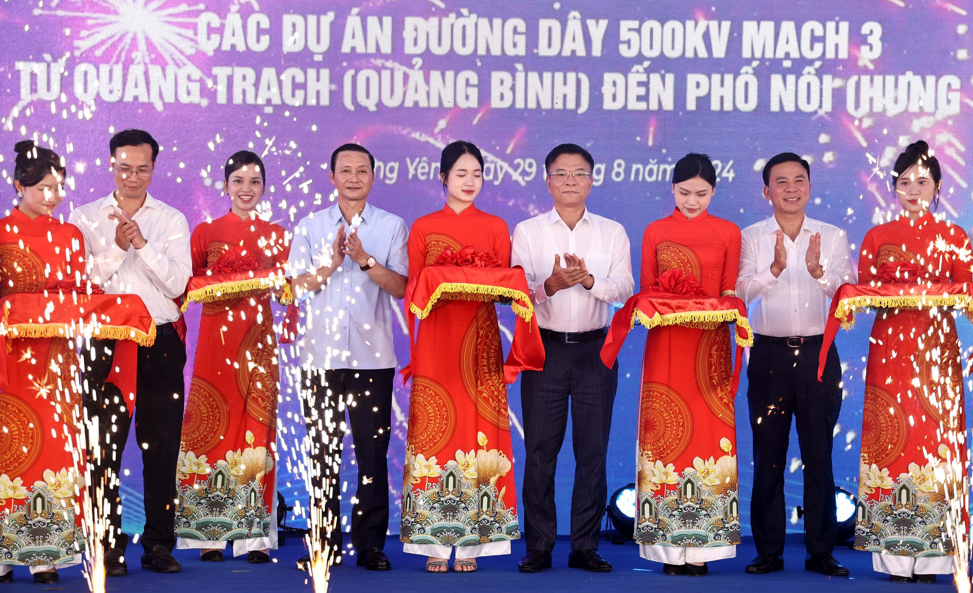 Vai trò 'hậu phương lớn' trong thi công Đường dây 500 kV mạch 3- Ảnh 4. Vai trò 'hậu phương lớn' trong thi công Đường dây 500 kV mạch 3- Ảnh 4.