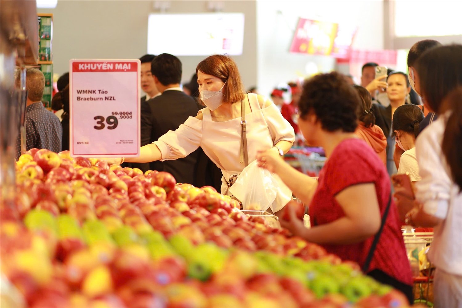 Nguồn hàng phong phú, hứa hẹn đáp ứng nhu cầu tiêu dùng của khách hàng Nguồn hàng phong phú, hứa hẹn đáp ứng nhu cầu tiêu dùng của khách hàng