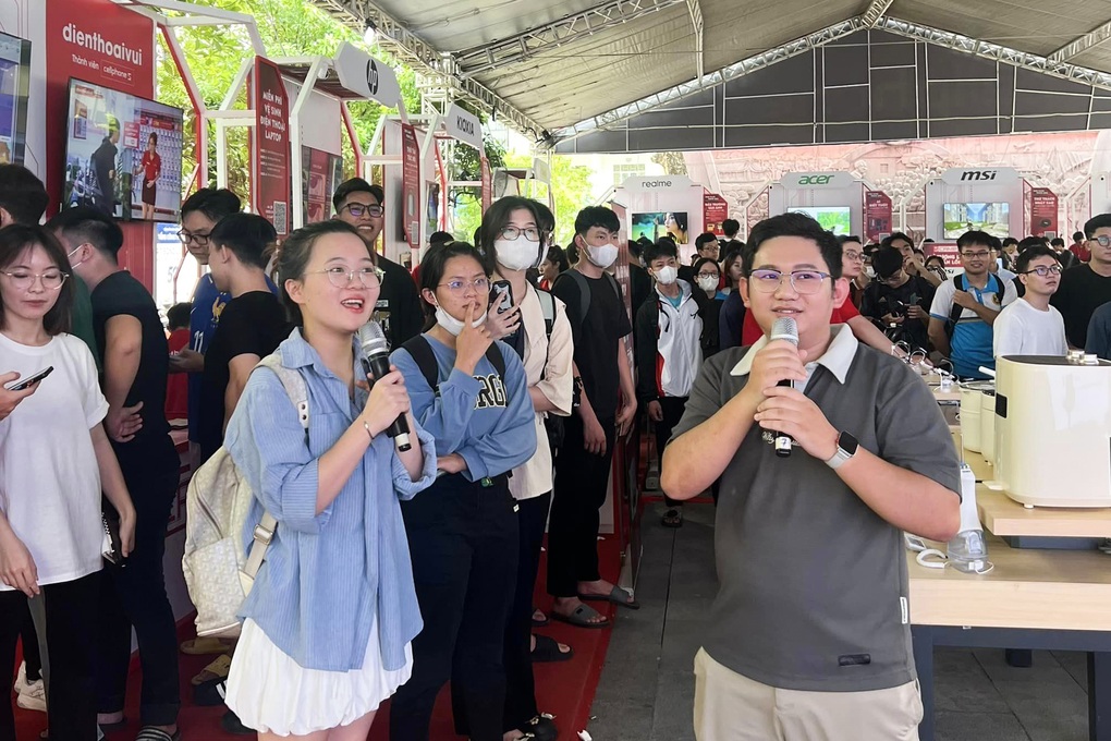 S-Camp 2024 diễn ra tại 30 trường đại học cùng nhiều hoạt động trải nghiệm AI - 4 S-Camp 2024 diễn ra tại 30 trường đại học cùng nhiều hoạt động trải nghiệm AI - 4