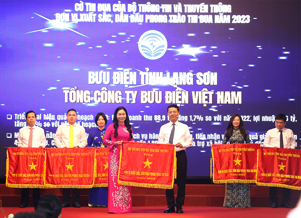 5 đơn vị của Bưu điện Việt Nam nhận Cờ Thi đua Bộ thông tin và Truyền thông