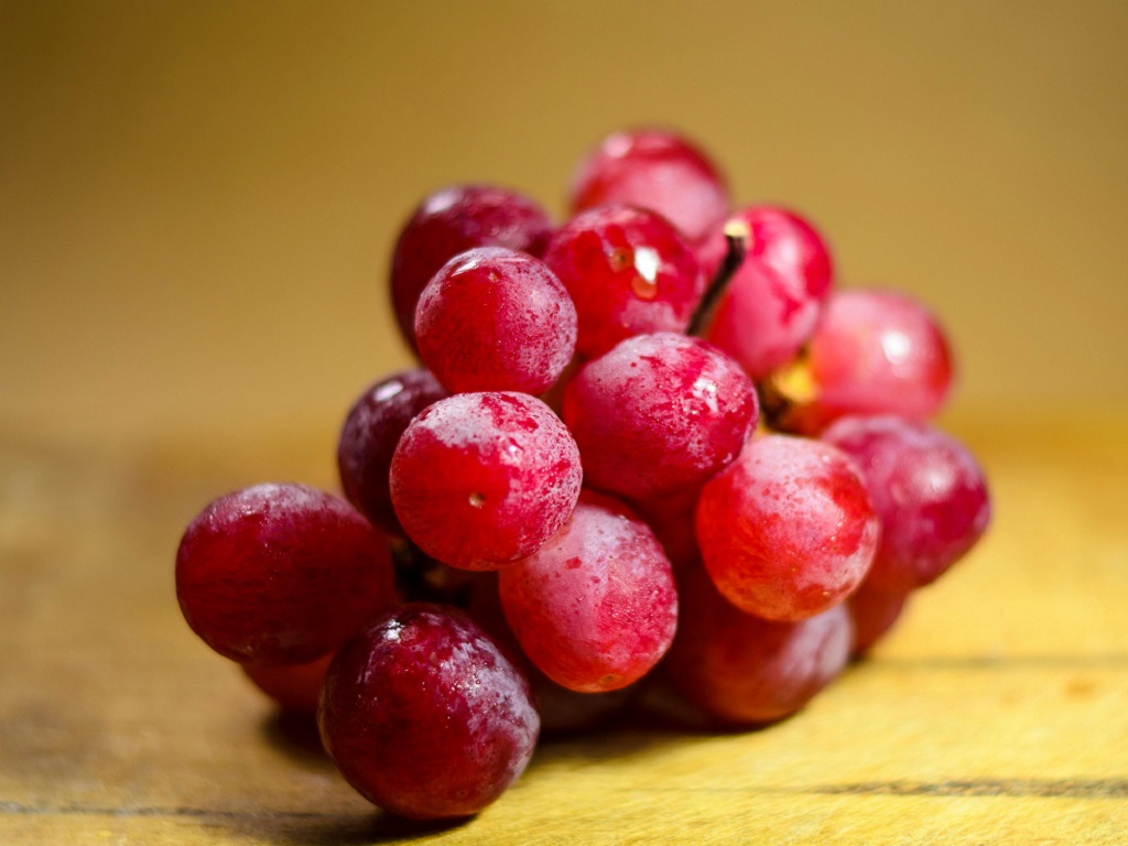 Ăn nho có tác dụng bất ngờ đến cholesterol trong máu- Ảnh 1. Ăn nho có tác dụng bất ngờ đến cholesterol trong máu- Ảnh 1.