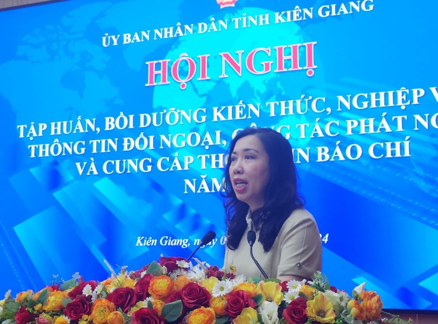 kien giang boi duong kien thuc ve cong tac phat ngon va cung cap thong tin bao chi hinh 1
