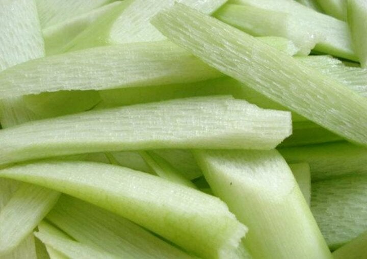 Cách nấu canh cá dọc mùng không lo bị ngứa - Ảnh 1. Cách nấu canh cá dọc mùng không lo bị ngứa - Ảnh 1.