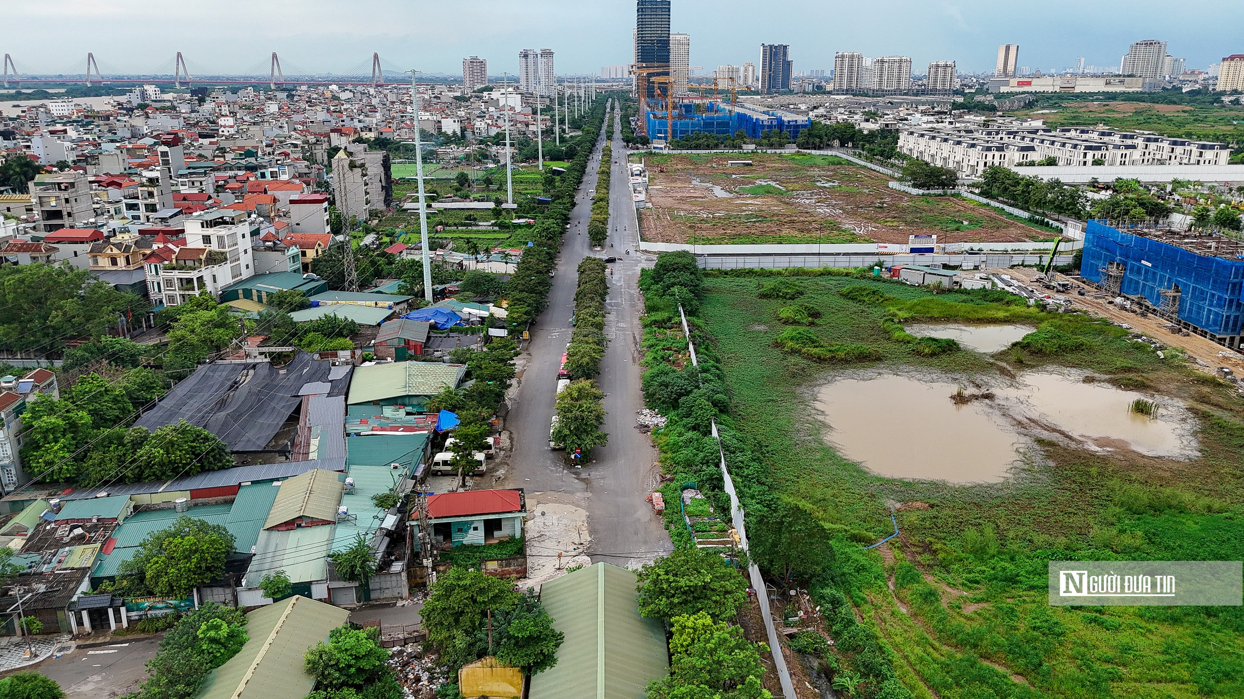 Hà Nội: Cận cảnh loạt vi phạm TTXD tại phường Phú Thượng- Ảnh 1. Hà Nội: Cận cảnh loạt vi phạm TTXD tại phường Phú Thượng- Ảnh 1.