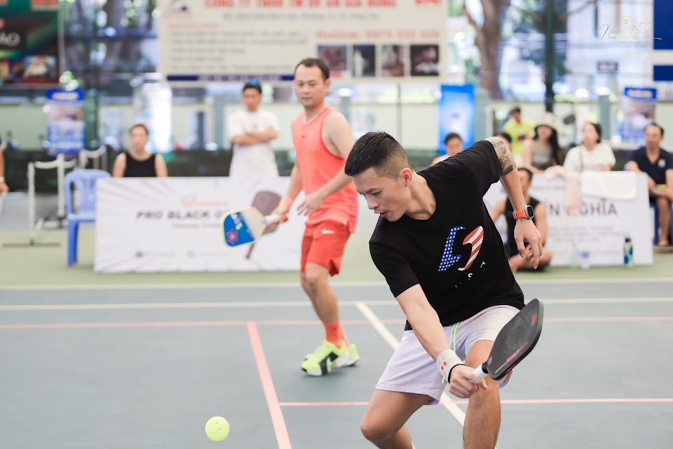 Cặp đôi Nguyễn Thắng - Nguyễn Minh vô địch open pickleball and travel Cúp Hồ Mây- Ảnh 1. Cặp đôi Nguyễn Thắng - Nguyễn Minh vô địch open pickleball and travel Cúp Hồ Mây- Ảnh 1.