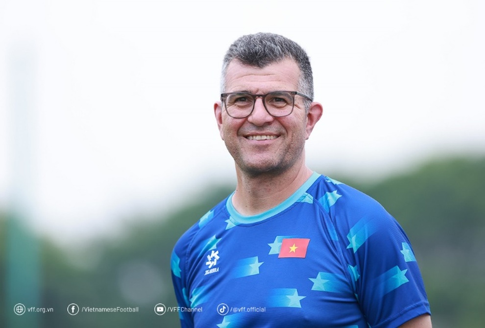 Cựu ngoại binh V-League dẫn dắt U16 Việt Nam dự giải châu Á - 1 Cựu ngoại binh V-League dẫn dắt U16 Việt Nam dự giải châu Á - 1