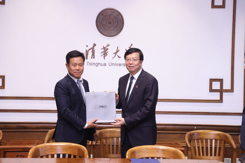 Đại học Quốc gia Hà Nội bắt tay với 2 đại học hàng đầu Trung Quốc - 1 Đại học Quốc gia Hà Nội bắt tay với 2 đại học hàng đầu Trung Quốc - 1