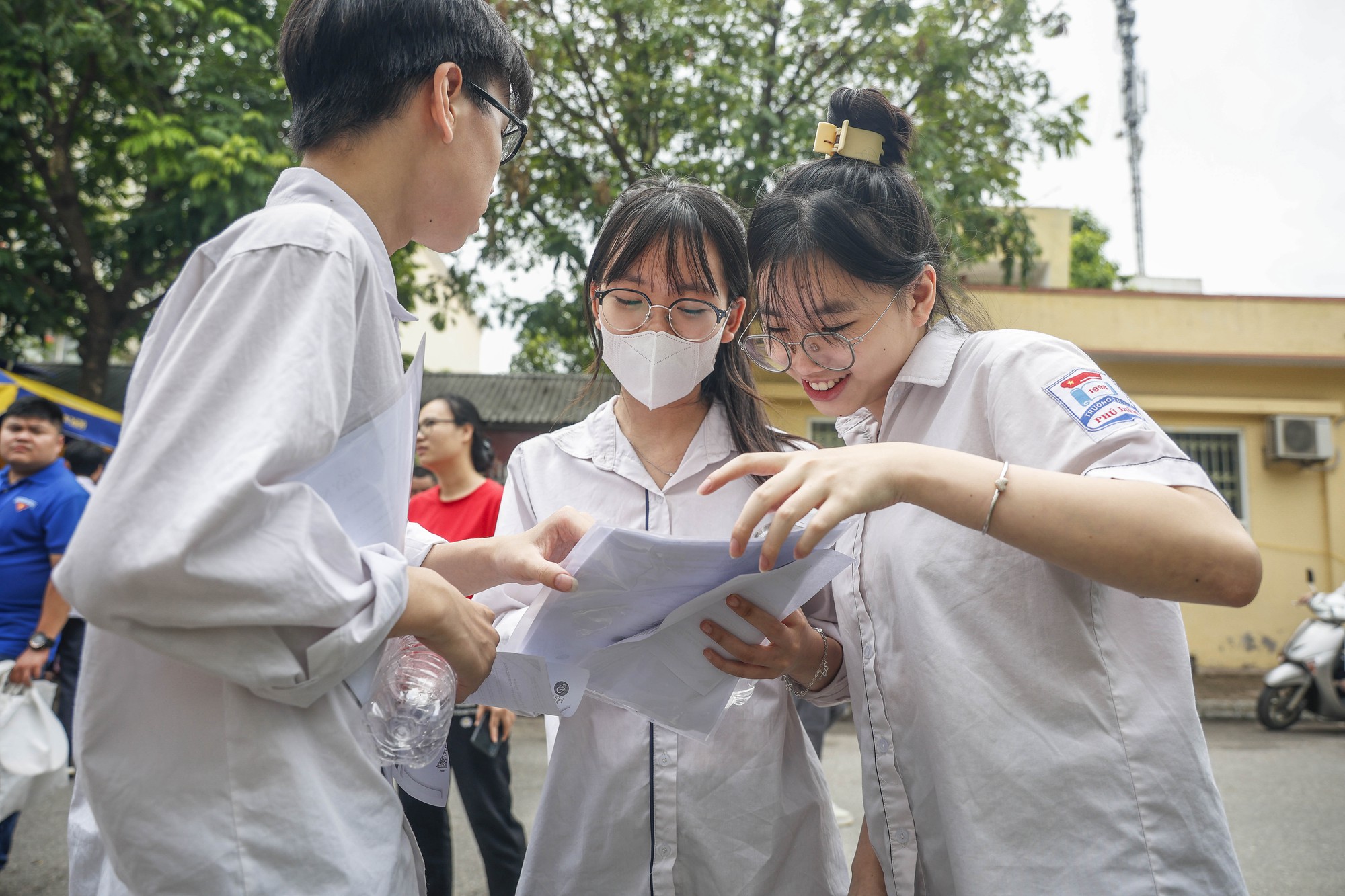 Yêu cầu Bộ GD-ĐT tiếp thu ý kiến về phương án tuyển sinh vào lớp 10- Ảnh 1. Yêu cầu Bộ GD-ĐT tiếp thu ý kiến về phương án tuyển sinh vào lớp 10- Ảnh 1.