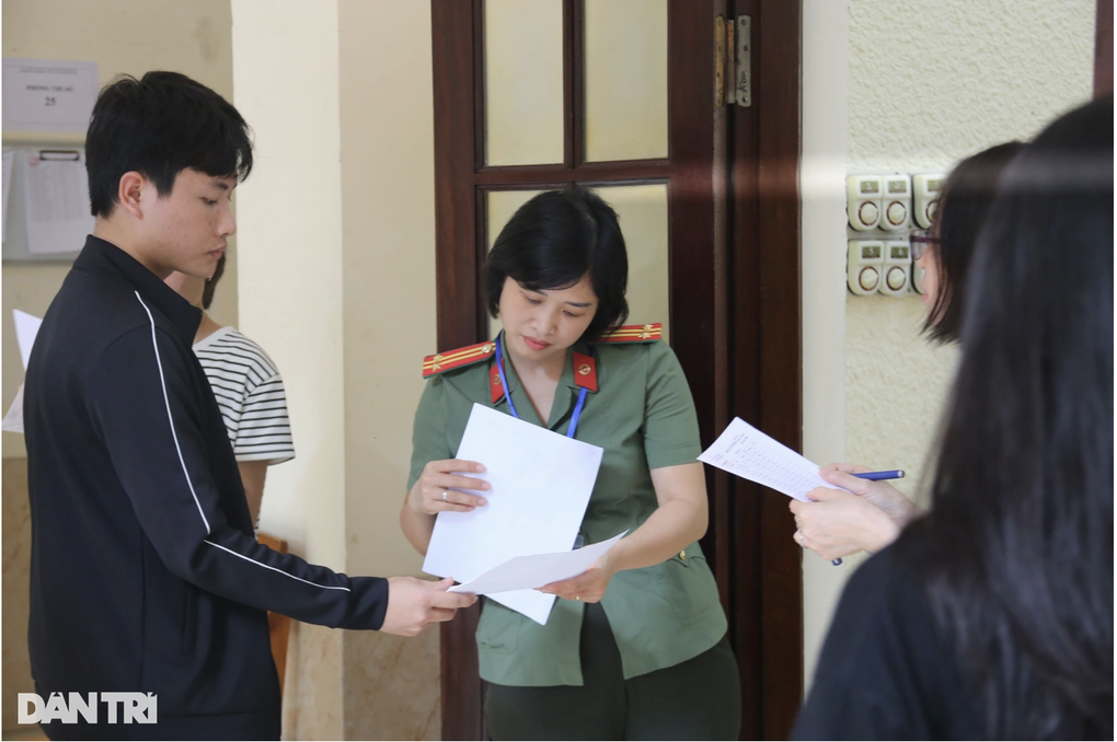 Điểm chuẩn 8 trường công an năm 2024, cao nhất 25,52 - 2 Điểm chuẩn 8 trường công an năm 2024, cao nhất 25,52 - 2