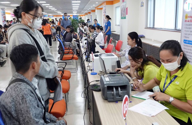 'Đỏ mắt' tìm học phí đại học dưới 20 triệu đồng/năm - Ảnh 1. 'Đỏ mắt' tìm học phí đại học dưới 20 triệu đồng/năm - Ảnh 1.