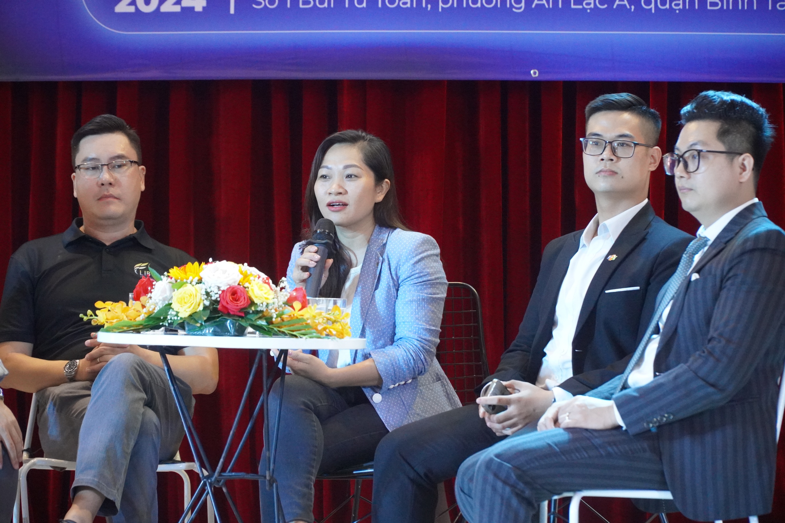 Doanh nghiệp đau đầu vì thái độ của người trẻ khi tuyển dụng- Ảnh 1. Doanh nghiệp đau đầu vì thái độ của người trẻ khi tuyển dụng- Ảnh 1.