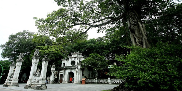 Hà Nội công nhận Đền Quán Thánh là điểm du lịch Di tích quốc gia đặc biệt - Ảnh 1. Hà Nội công nhận Đền Quán Thánh là điểm du lịch Di tích quốc gia đặc biệt - Ảnh 1.