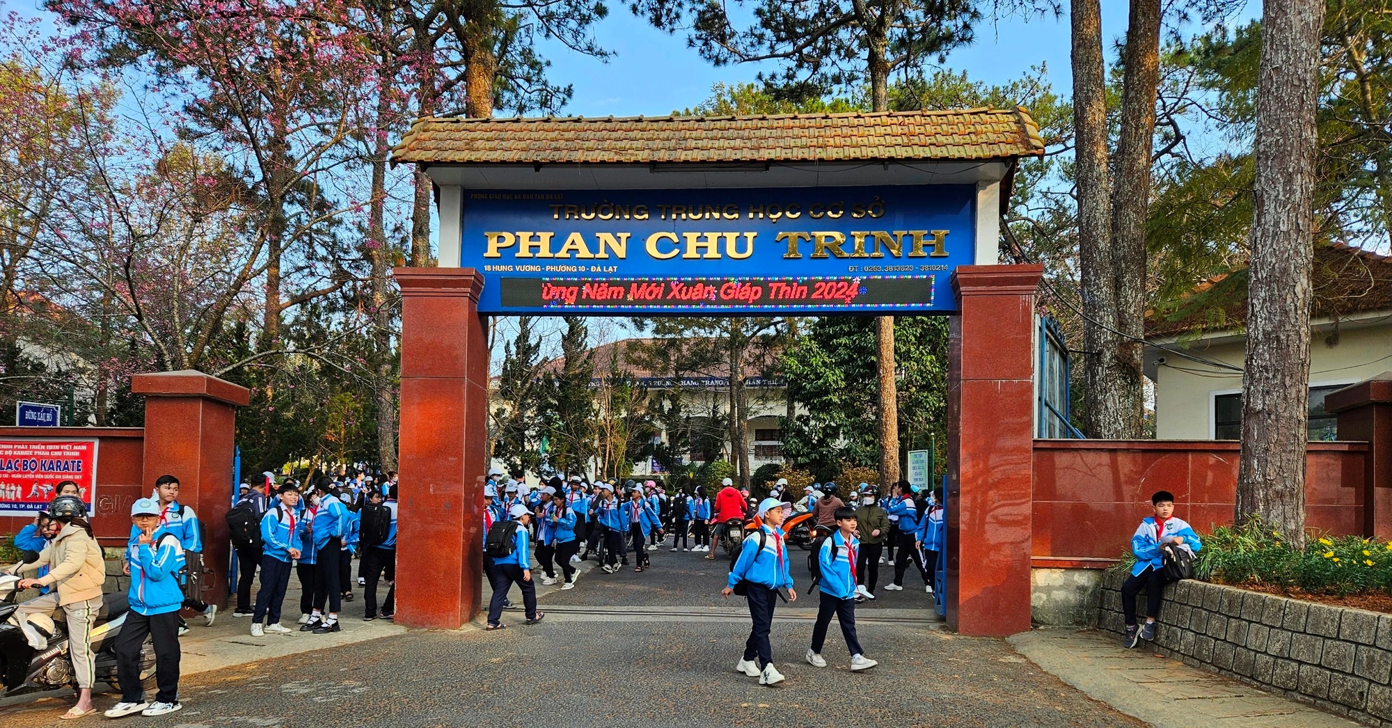 Học sinh Lâm Đồng tựu trường ngày 26.8- Ảnh 1. Học sinh Lâm Đồng tựu trường ngày 26.8- Ảnh 1.
