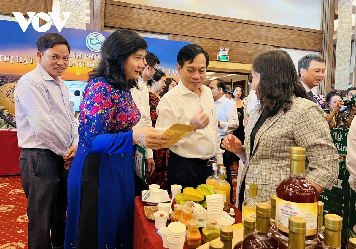 hội nghị xúc tiến đầu tư thương mại cần thơ - thủ Đức - thanh hóa hình ảnh 4 hoi nghi xuc tien dau tu thuong mai can tho - thu Duc - thanh hoa hinh anh 4