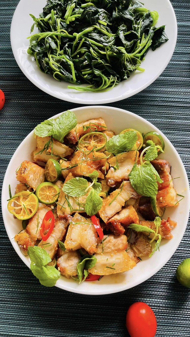 Làm thịt ba chỉ theo công thức mới toanh nhưng cực kỳ thơm ngon- Ảnh 2. Làm thịt ba chỉ theo công thức mới toanh nhưng cực kỳ thơm ngon- Ảnh 2.