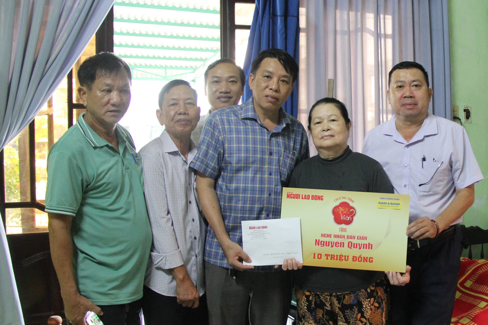 Mai vàng tri ân vinh danh Nghệ nhân dân gian Nguyễn Quỳnh - Ảnh 1. Mai vàng tri ân vinh danh Nghệ nhân dân gian Nguyễn Quỳnh - Ảnh 1.