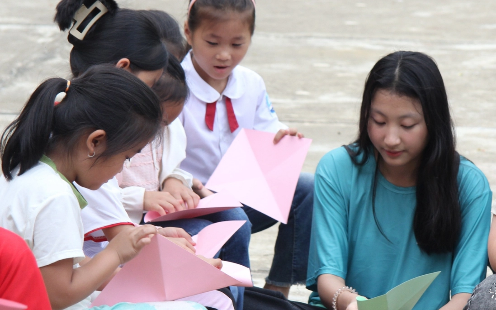 Mức thu học phí tại 3 khu vực của tỉnh Hòa Bình- Ảnh 1. Mức thu học phí tại 3 khu vực của tỉnh Hòa Bình- Ảnh 1.