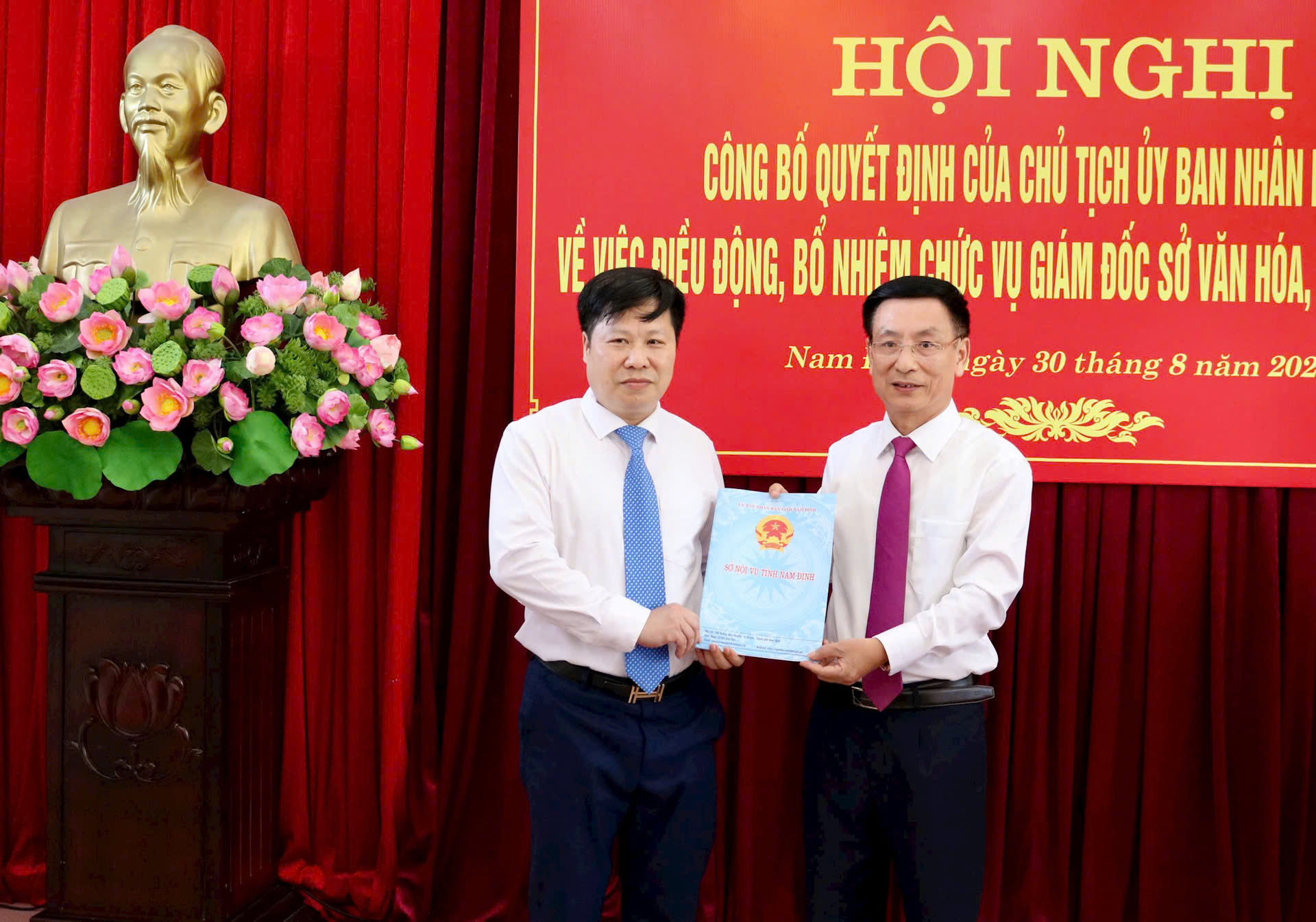 Nam Định bổ nhiệm nhiều lãnh đạo chủ chốt- Ảnh 1. Nam Định bổ nhiệm nhiều lãnh đạo chủ chốt- Ảnh 1.