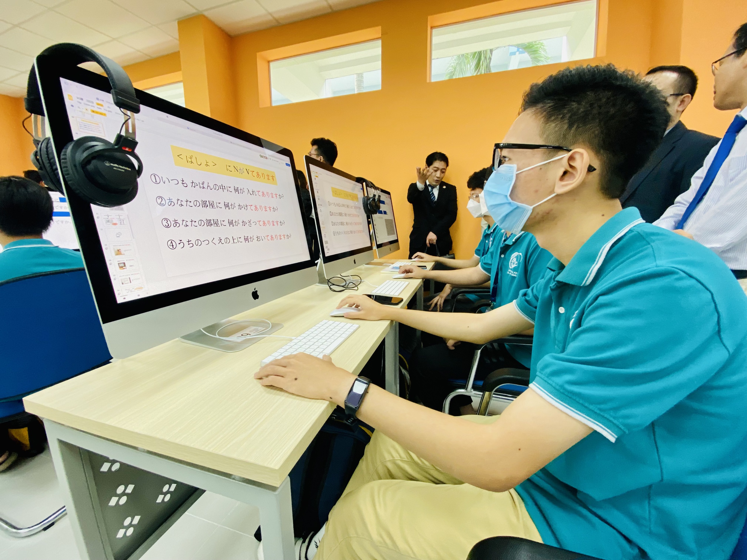 Điểm chuẩn Trường ĐH Công nghệ thông tin TP.HCM: Ngành trí tuệ nhân tạo lấy 28,3 điểm- Ảnh 1. Điểm chuẩn Trường ĐH Công nghệ thông tin TP.HCM: Ngành trí tuệ nhân tạo lấy 28,3 điểm- Ảnh 1.