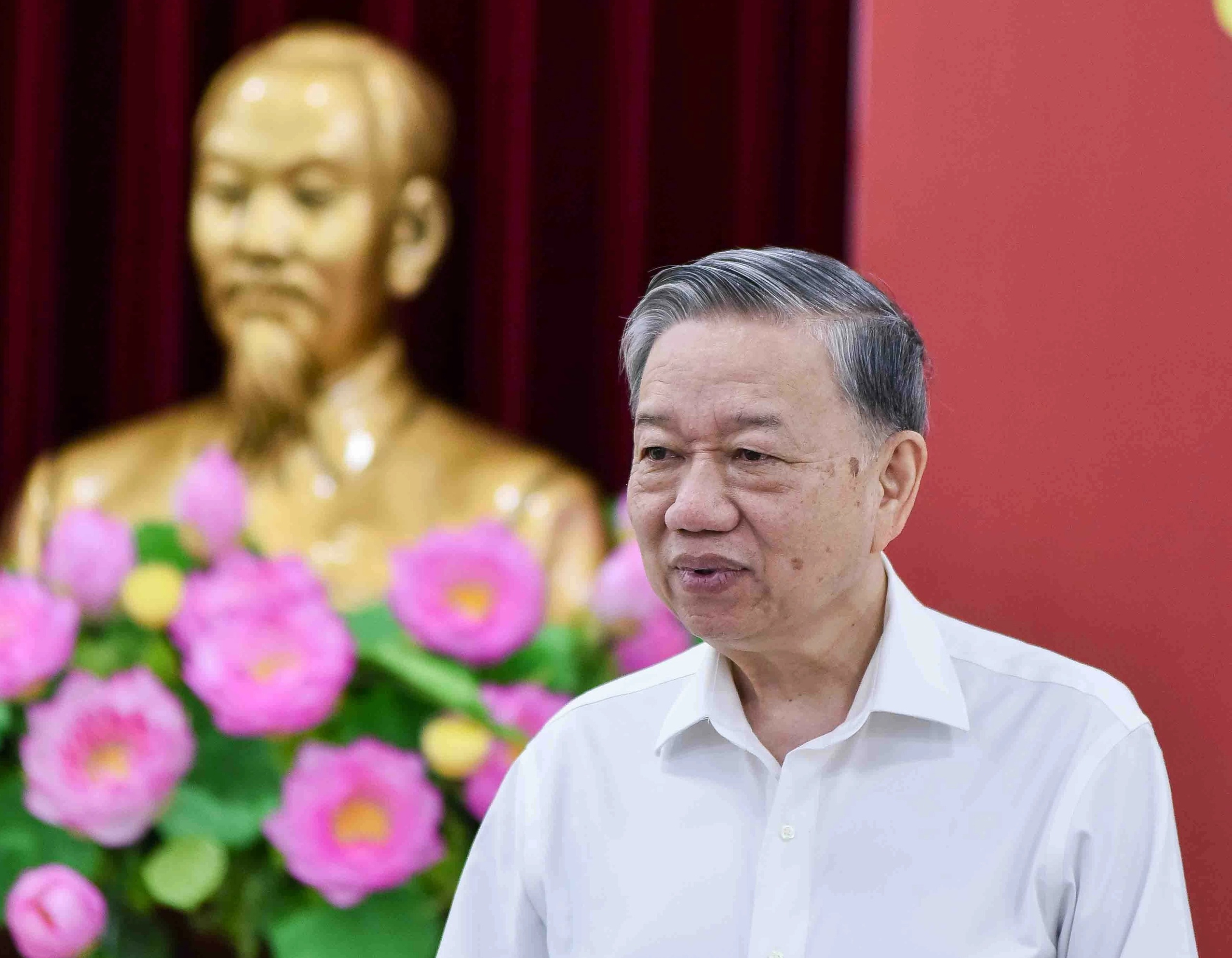 Tổng Bí thư, Chủ tịch nước: Ngoại giao cần lan tỏa phiên bản Việt Nam độc lập, phồn vinh- Ảnh 1. Tổng Bí thư, Chủ tịch nước: Ngoại giao cần lan tỏa phiên bản Việt Nam độc lập, phồn vinh- Ảnh 1.