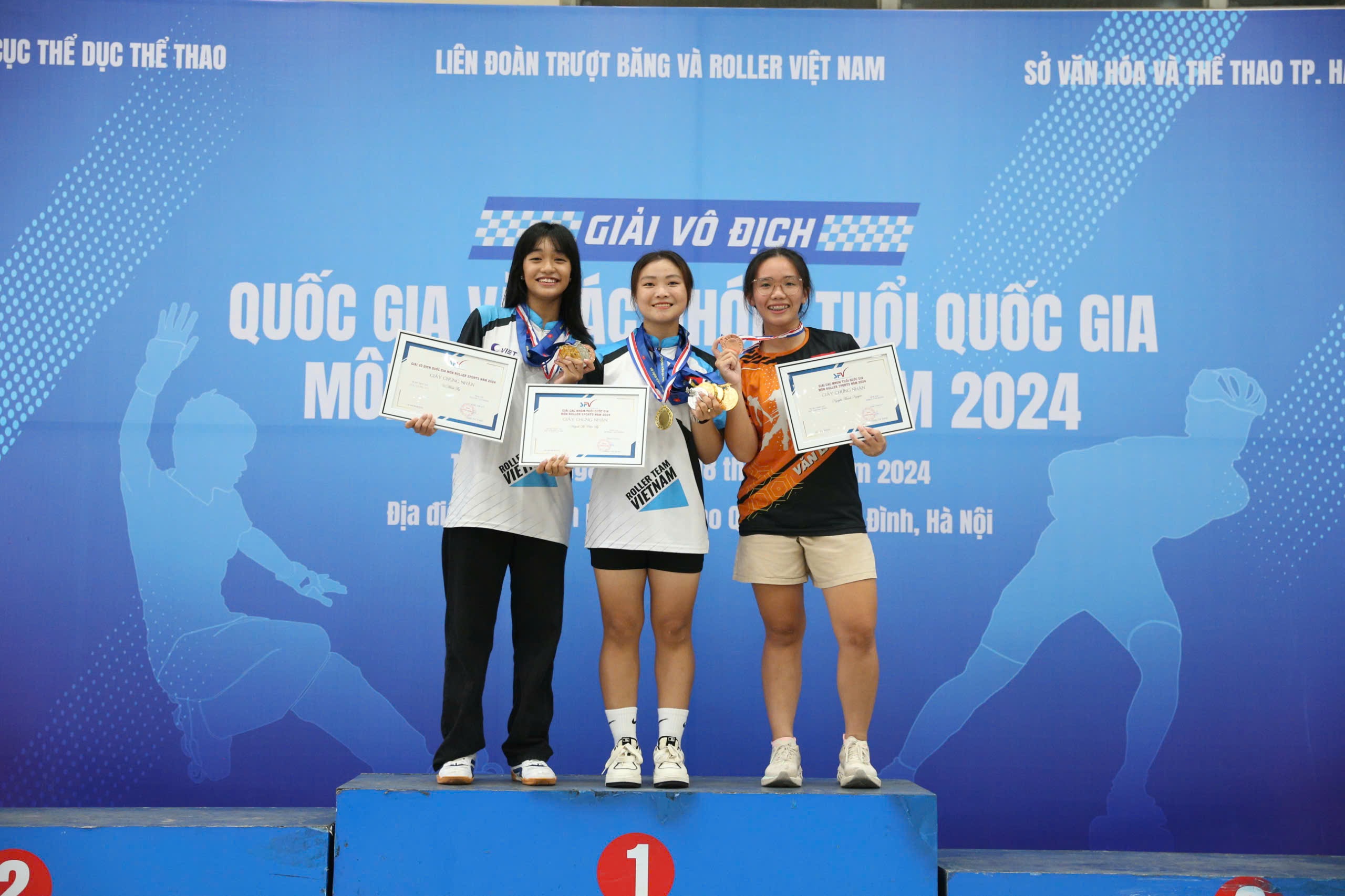 Nhà vô địch trẻ thống trị giải Roller Sports toàn quốc, đoàn TP.HCM không có đối thủ- Ảnh 1. Nhà vô địch trẻ thống trị giải Roller Sports toàn quốc, đoàn TP.HCM không có đối thủ- Ảnh 1.