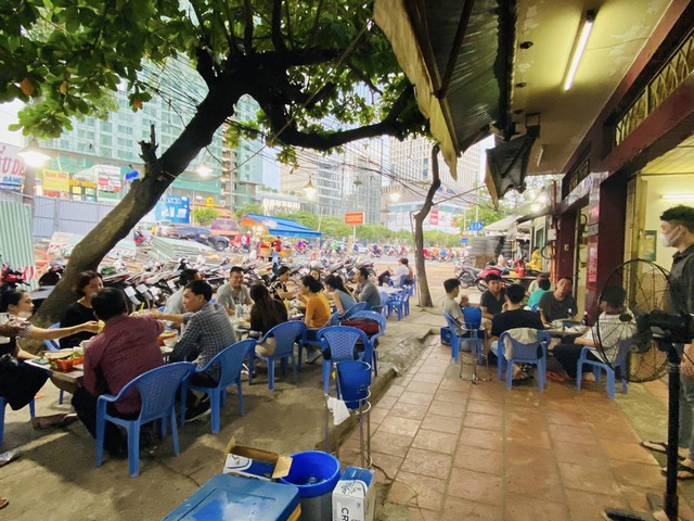 Những quán lẩu dê ‘hớp hồn’ thực khách tại TP.HCM- Ảnh 1. Những quán lẩu dê ‘hớp hồn’ thực khách tại TP.HCM- Ảnh 1.