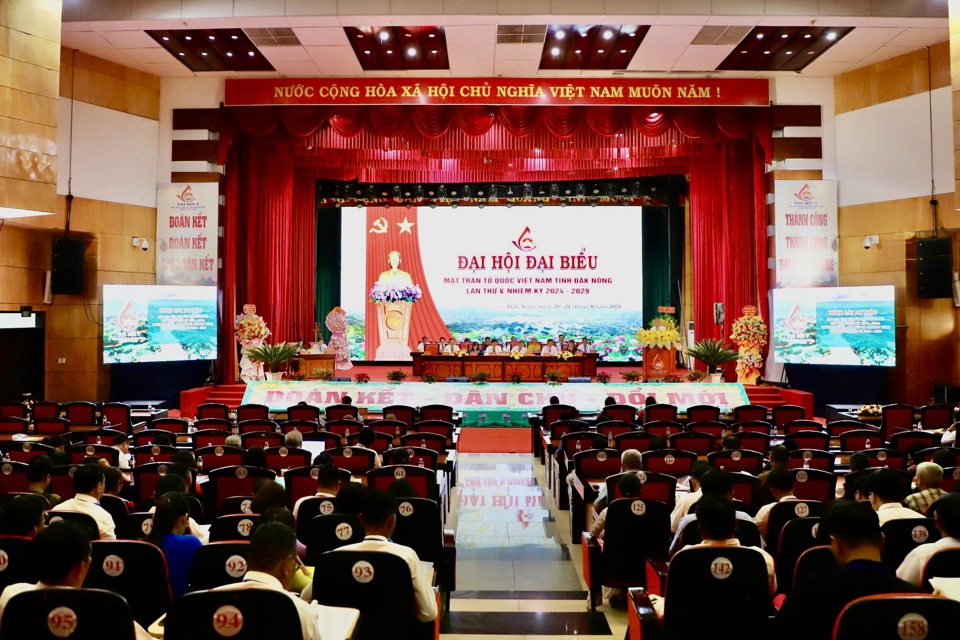 Toàn cảnh phiên làm việc thứ nhất Đại hội đại biểu MTTQ Việt Nam tỉnh Đắk Nông lần thứ V, nhiệm kỳ 2024 - 2029.