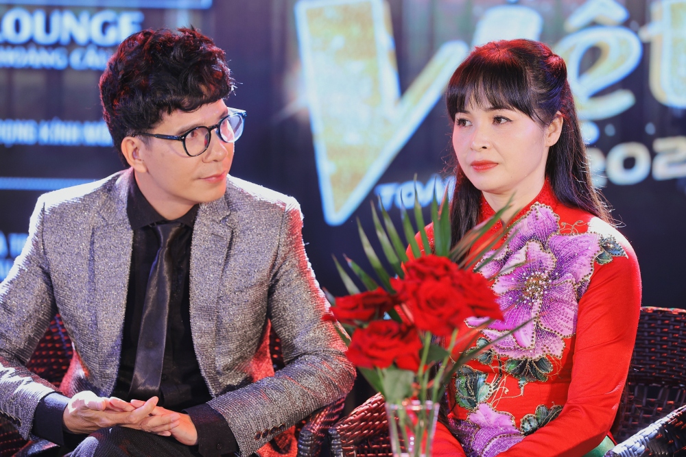 Thu Minh, Quang Lê ngồi ghế nóng tìm kiếm Tiếng hát Việt toàn cầu - Ảnh 1. Thu Minh, Quang Lê ngồi ghế nóng tìm kiếm Tiếng hát Việt toàn cầu - Ảnh 1.