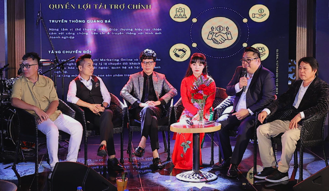 Thu Minh, Quang Lê ngồi ghế nóng tìm kiếm Tiếng hát Việt toàn cầu - Ảnh 3. Thu Minh, Quang Lê ngồi ghế nóng tìm kiếm Tiếng hát Việt toàn cầu - Ảnh 3.