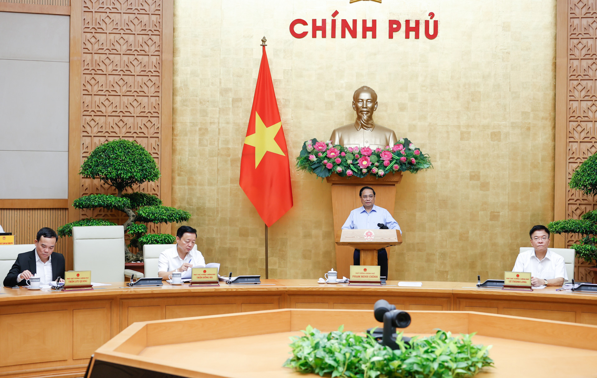 Thủ tướng chủ trì phiên họp Chính phủ chuyên đề pháp luật tháng 8/2024- Ảnh 1. Thủ tướng chủ trì phiên họp Chính phủ chuyên đề pháp luật tháng 8/2024- Ảnh 1.