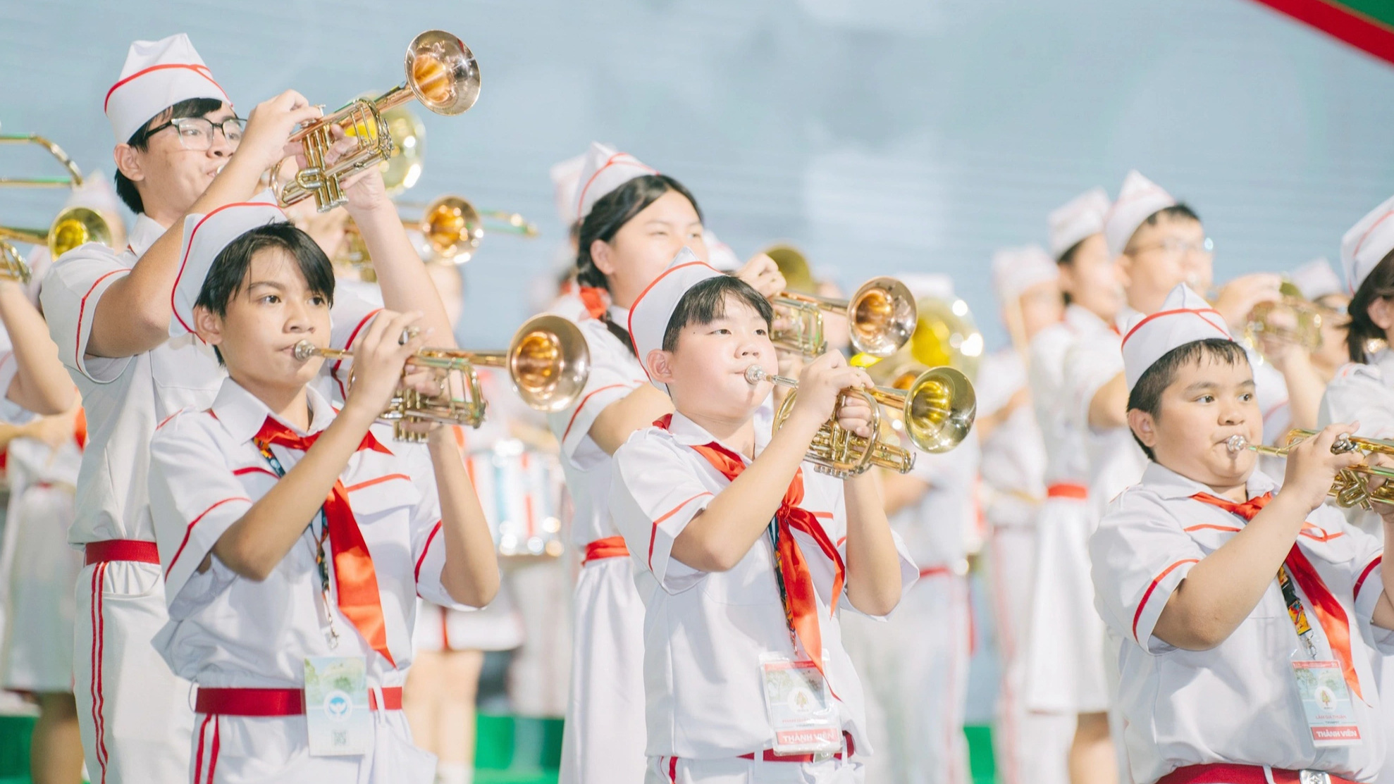 Tiếng kèn Đội kết nối niềm vui- Ảnh 1. Tiếng kèn Đội kết nối niềm vui- Ảnh 1.