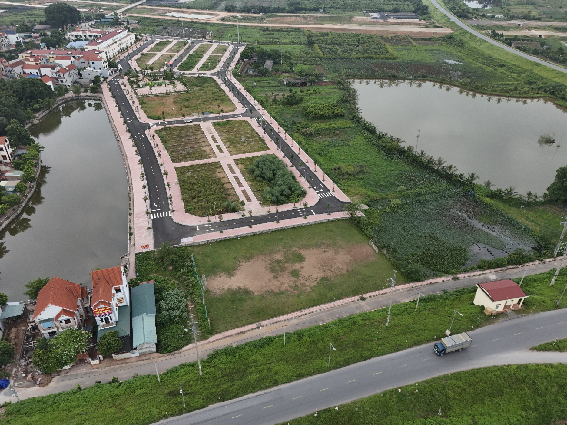Tin tức sáng 24-8 - Ảnh 3. Tin tức sáng 24-8: Dễ đẩy giá bán đất quanh khu vực Hoài Đức sau vụ đấu giá? - Ảnh 3.