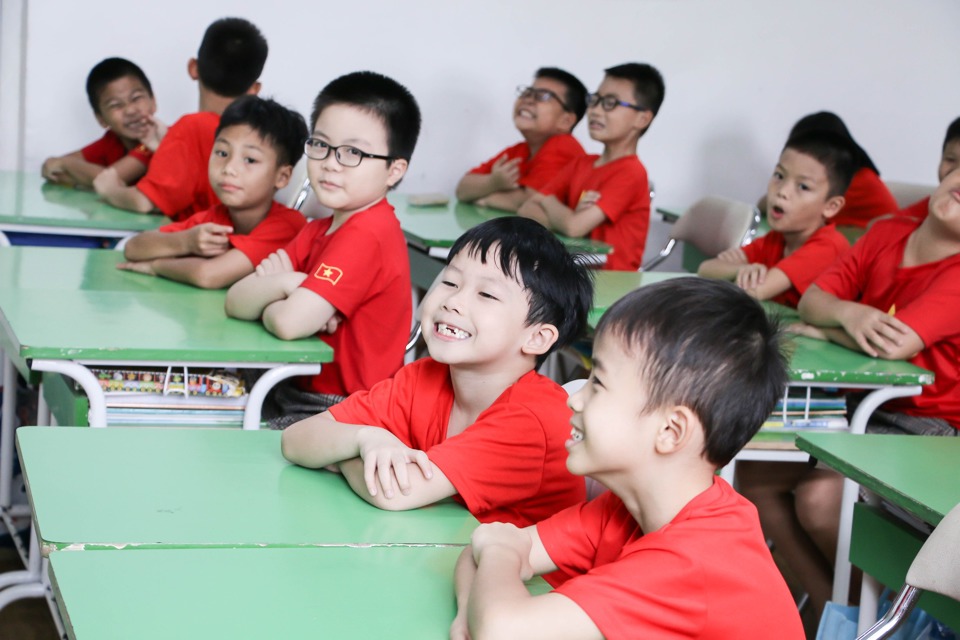 Năm học 2024 - 2025, các cấp học và trình độ đào tạo tập trung nâng cao chất lượng dạy và học ngoại ngữ, nhất là tiếng Anh.