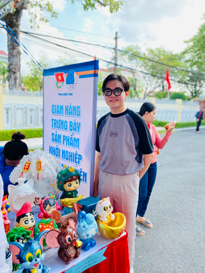 Mặt hàng tượng thạch cao luôn có sức hút riêng, đặc biệt với giới trẻ nên xưởng của Gia Huy hoạt động hiệu quả Mặt hàng tượng thạch cao luôn có sức hút riêng, đặc biệt với giới trẻ nên xưởng của Gia Huy hoạt động hiệu quả