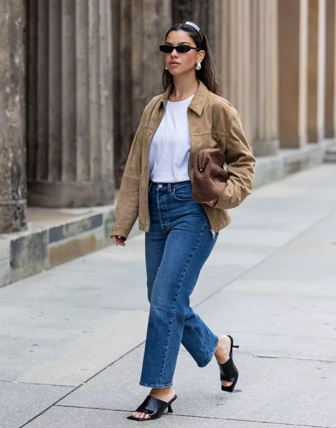 Váy ngắn xếp ly, váy boho, váy maxi... những món đồ của mùa thu 2024- Ảnh 7. Váy ngắn xếp ly, váy boho, váy maxi... những món đồ của mùa thu 2024- Ảnh 7.