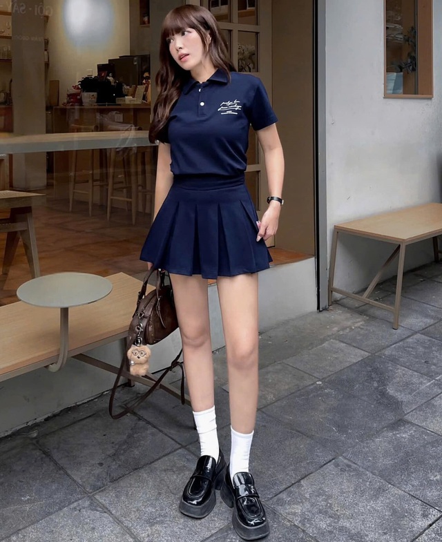 Áo polo giúp nàng thể hiện trọn vẹn vẻ cá tính năng động- Ảnh 6. Áo polo giúp nàng thể hiện trọn vẹn vẻ cá tính năng động- Ảnh 6.