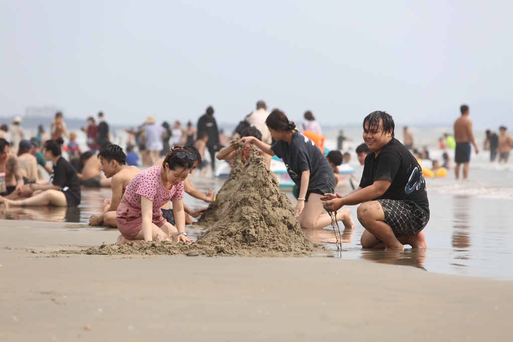 Du lịch Phan Thiết, Vũng Tàu bội thu dịp lễ Quốc khánh 2/9 - 2 Du lịch Phan Thiết, Vũng Tàu bội thu dịp lễ Quốc khánh 2/9 - 2