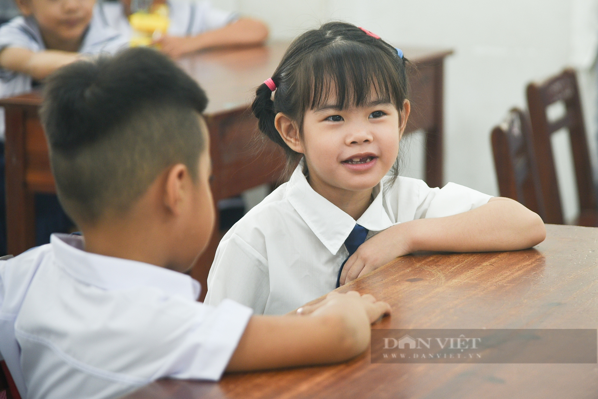 Trẻ em đồng bào Cơ Tu phấn khởi trong lần đầu khai giảng năm học mới- Ảnh 14. Trẻ em đồng bào Cơ Tu phấn khởi trong lần đầu khai giảng năm học mới- Ảnh 14.