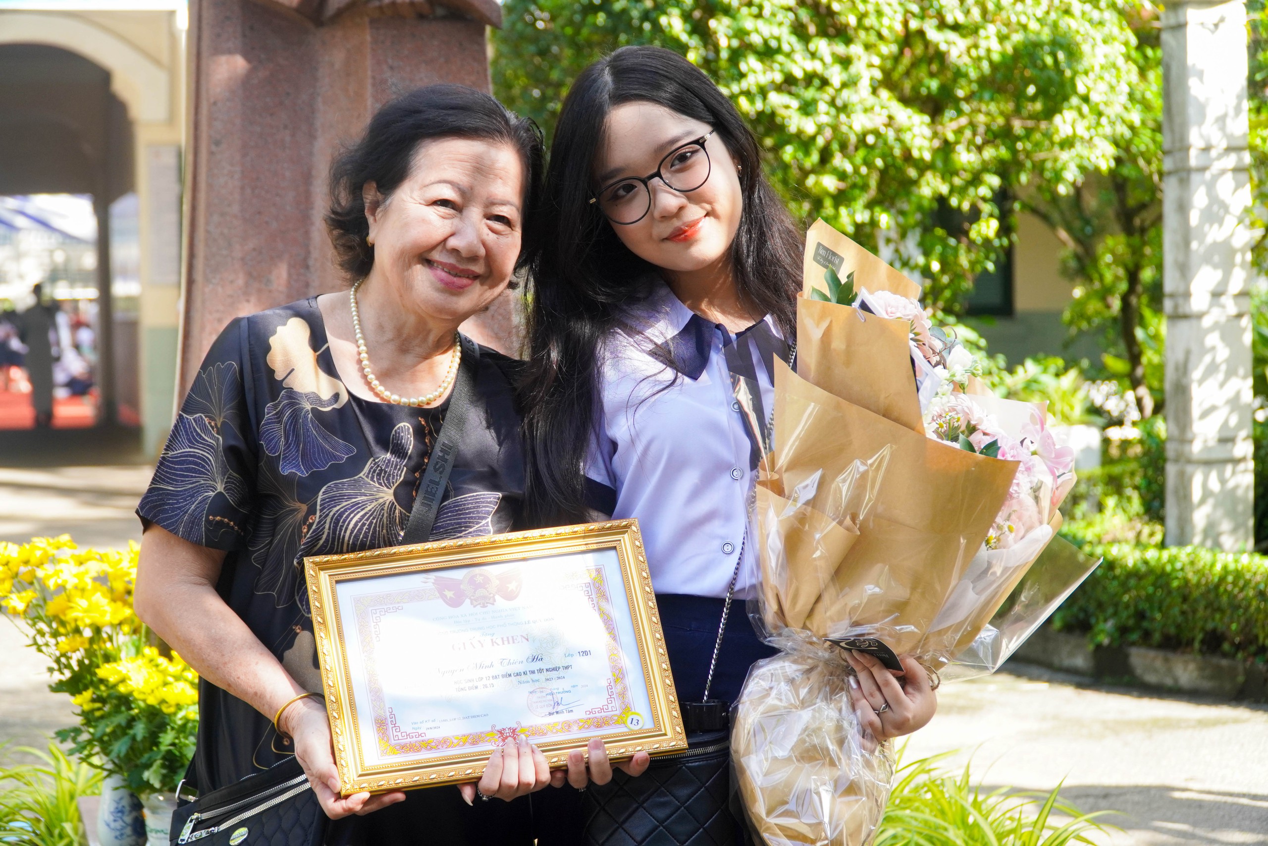 Lễ khai giảng ấn tượng tại ngôi trường THPT lâu đời nhất Việt Nam- Ảnh 12. Lễ khai giảng ấn tượng tại ngôi trường THPT lâu đời nhất Việt Nam- Ảnh 12.