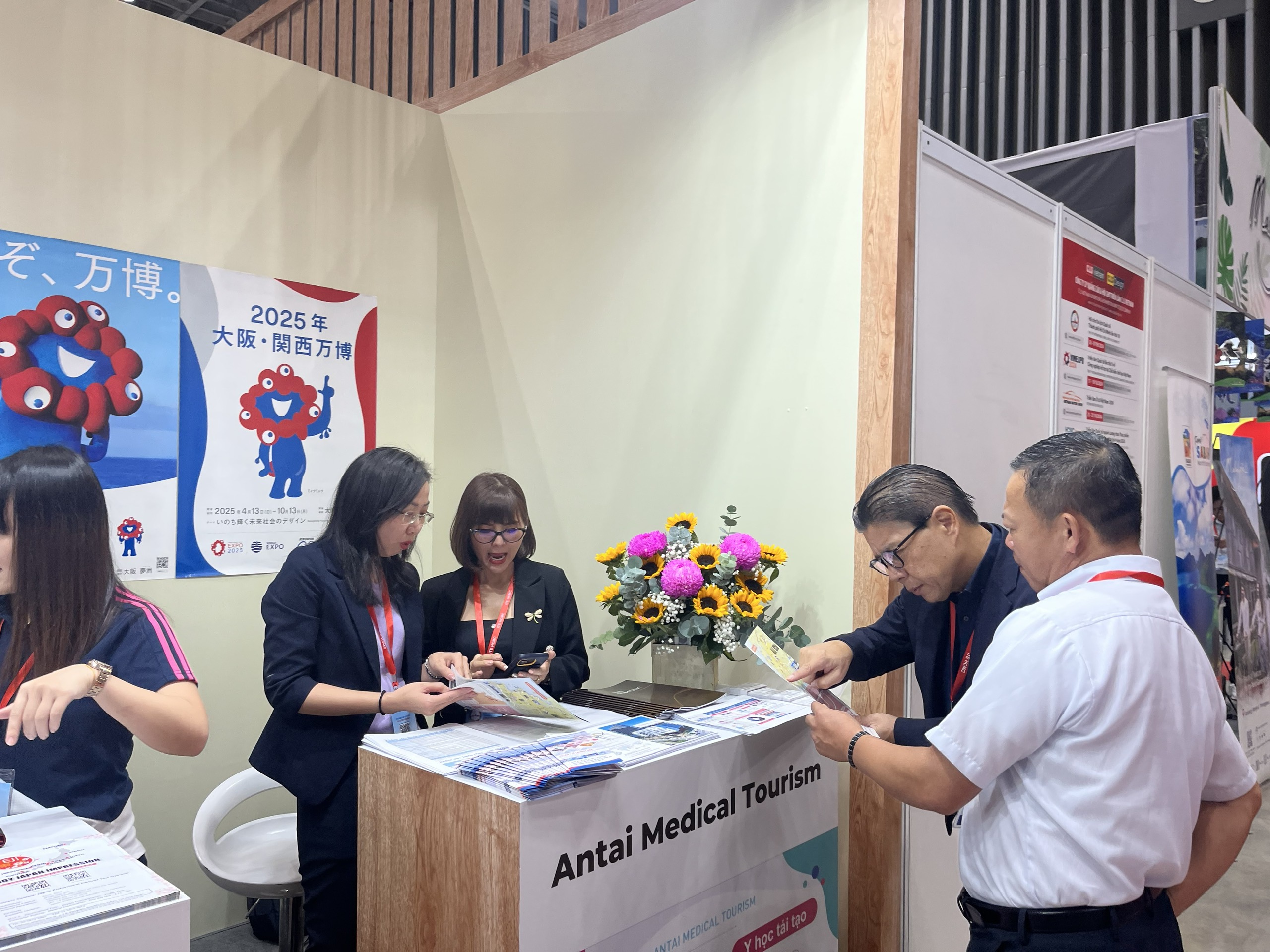 Nhiều trải nghiệm thú vị tại Hội chợ Du lịch quốc tế TP.HCM 2024- Ảnh 2. Nhiều trải nghiệm thú vị tại Hội chợ Du lịch quốc tế TP.HCM 2024- Ảnh 2.