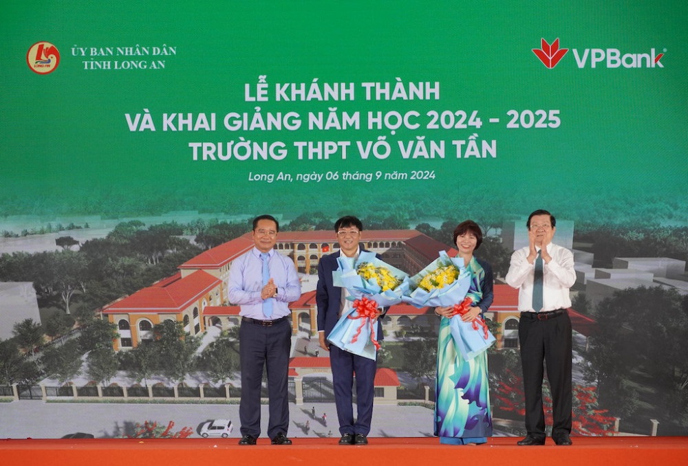 Báo Người Lao Động tặng xe đạp cho học sinh tại 2 ngôi trường đặc biệt ở Long An- Ảnh 3. Báo Người Lao Động tặng xe đạp cho học sinh tại 2 ngôi trường đặc biệt ở Long An- Ảnh 3.