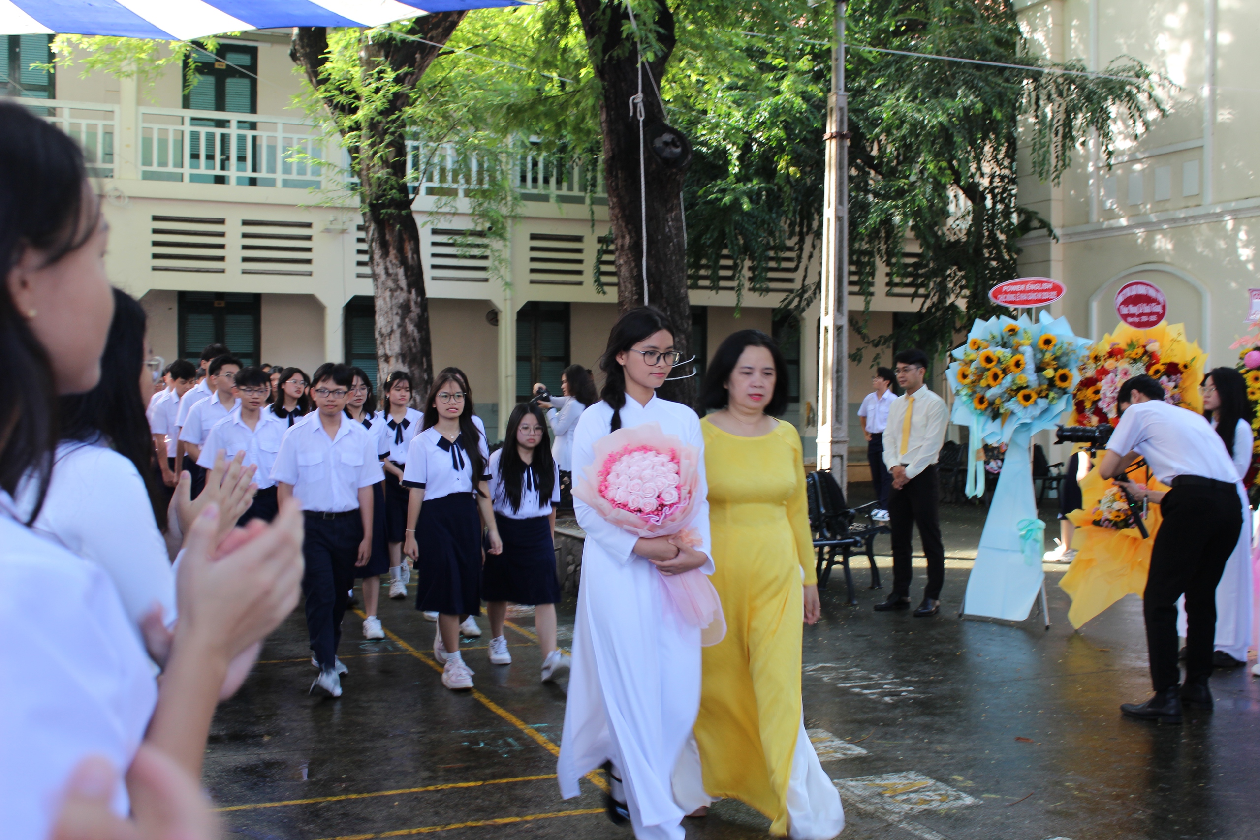 Khai giảng ở trường trung học cổ nhất TP.HCM với 150 tuổi- Ảnh 8. Khai giảng ở trường trung học cổ nhất TP.HCM với 150 tuổi- Ảnh 8.