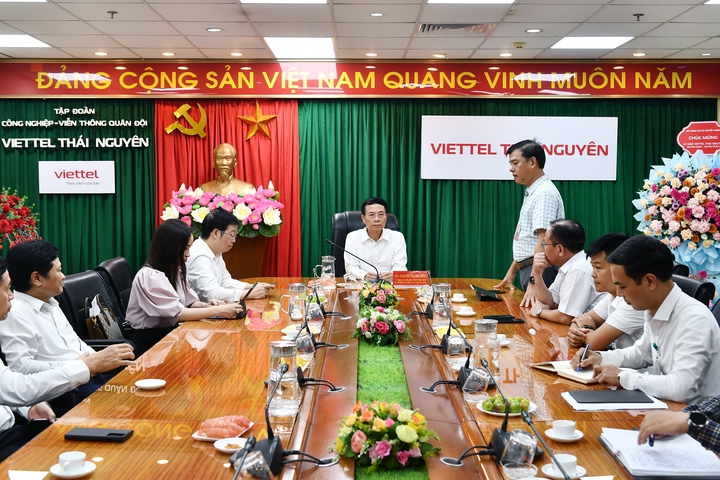 Bộ trưởng Nguyễn Mạnh Hùng thăm và làm việc tại Thái Nguyên- Ảnh 5. Bộ trưởng Nguyễn Mạnh Hùng thăm và làm việc tại Thái Nguyên- Ảnh 5.