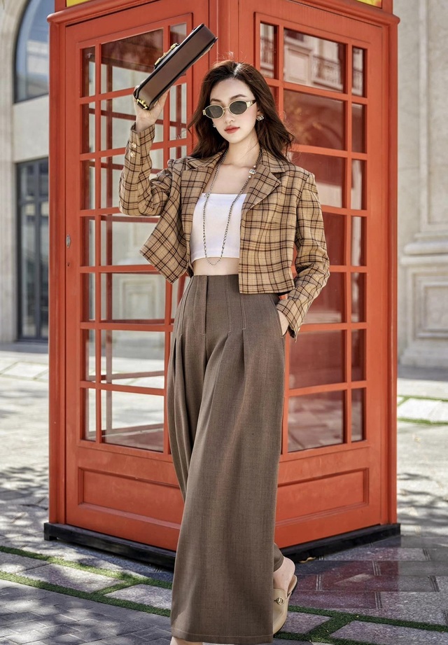 8 cách mặc áo blazer giúp nàng trẻ trung, thu hút mọi ánh nhìn- Ảnh 8. 8 cách mặc áo blazer giúp nàng trẻ trung, thu hút mọi ánh nhìn- Ảnh 8.