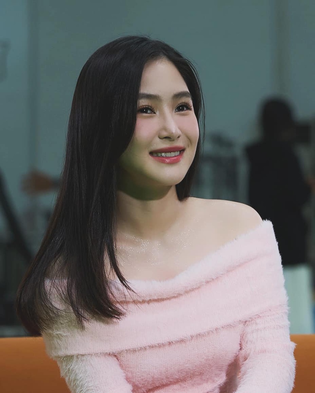 Hương Tràm kể thời gian bị trầm cảm: Tự cào xé tay, mất ngủ triền miên - 2 Hương Tràm kể thời gian bị trầm cảm: Tự cào xé tay, mất ngủ triền miên - 2