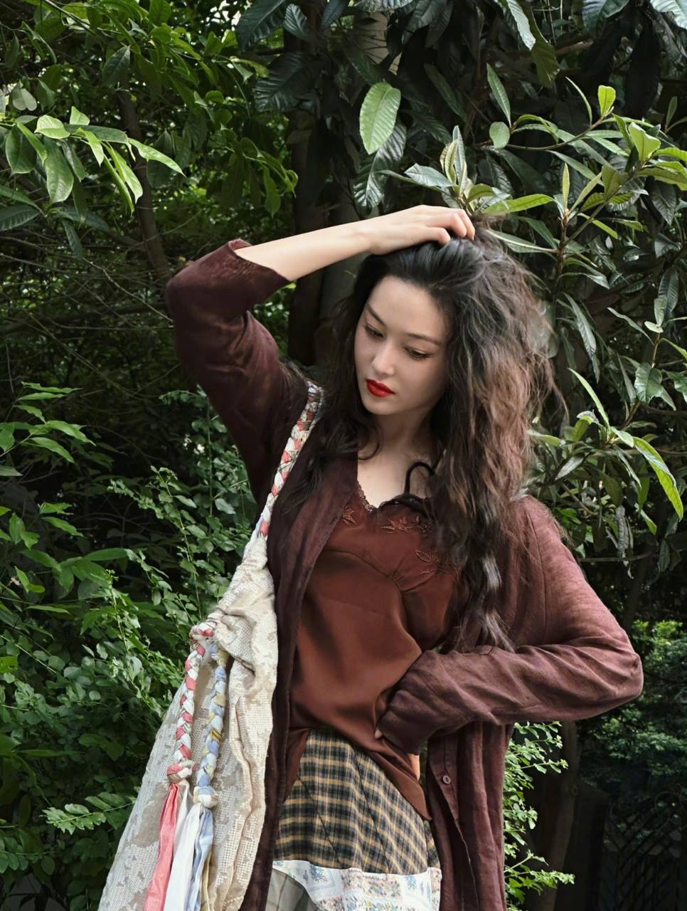 Đâu mới là nhan sắc thật của tình địch Phạm Băng Băng?- Ảnh 4. Đâu mới là nhan sắc thật của tình địch Phạm Băng Băng?- Ảnh 4.