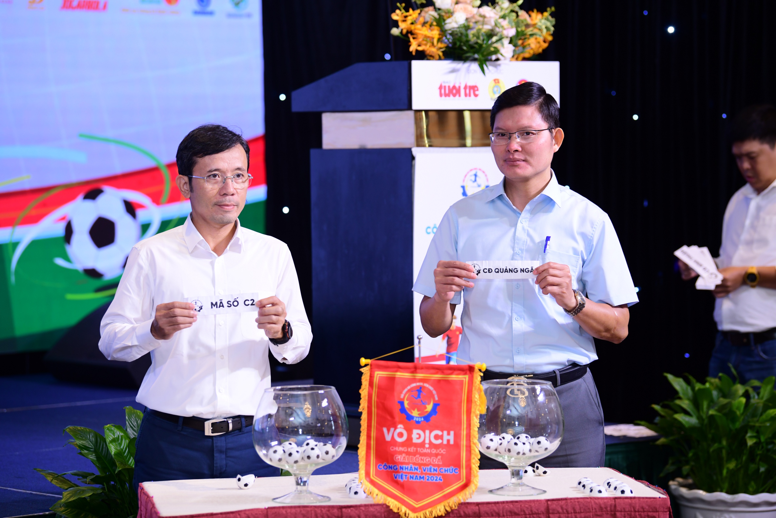 Giải bóng đá hấp dẫn cho công nhân, viên chức Việt Nam sắp khởi tranh- Ảnh 2. Giải bóng đá hấp dẫn cho công nhân, viên chức Việt Nam sắp khởi tranh- Ảnh 2.